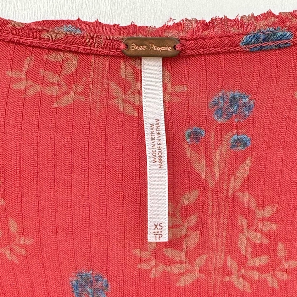 FREE PEOPLE Floral Ruffle Boho Peasant V-Neck Top Long Sleeve Rayon Brick Red XS - Picture 2 of 6